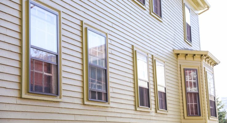 Pros and Cons of Hardie Board Siding